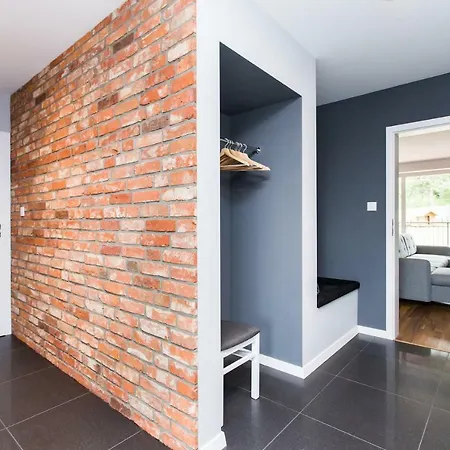 Apartament Cyprys Apartman *